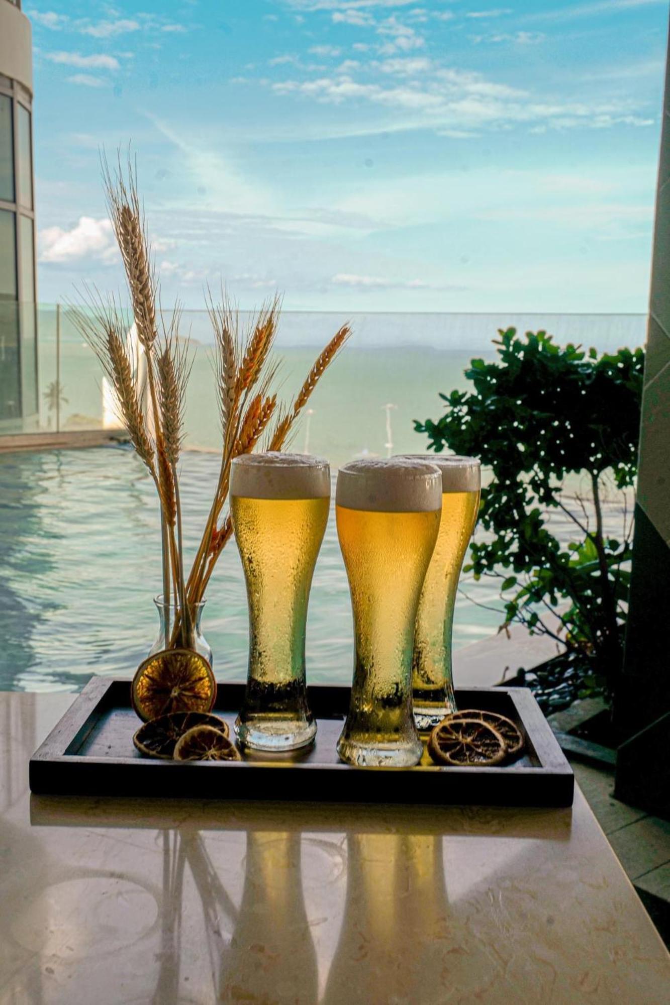 Panorama Luxury Beach Nha Trang Hotel Buitenkant foto