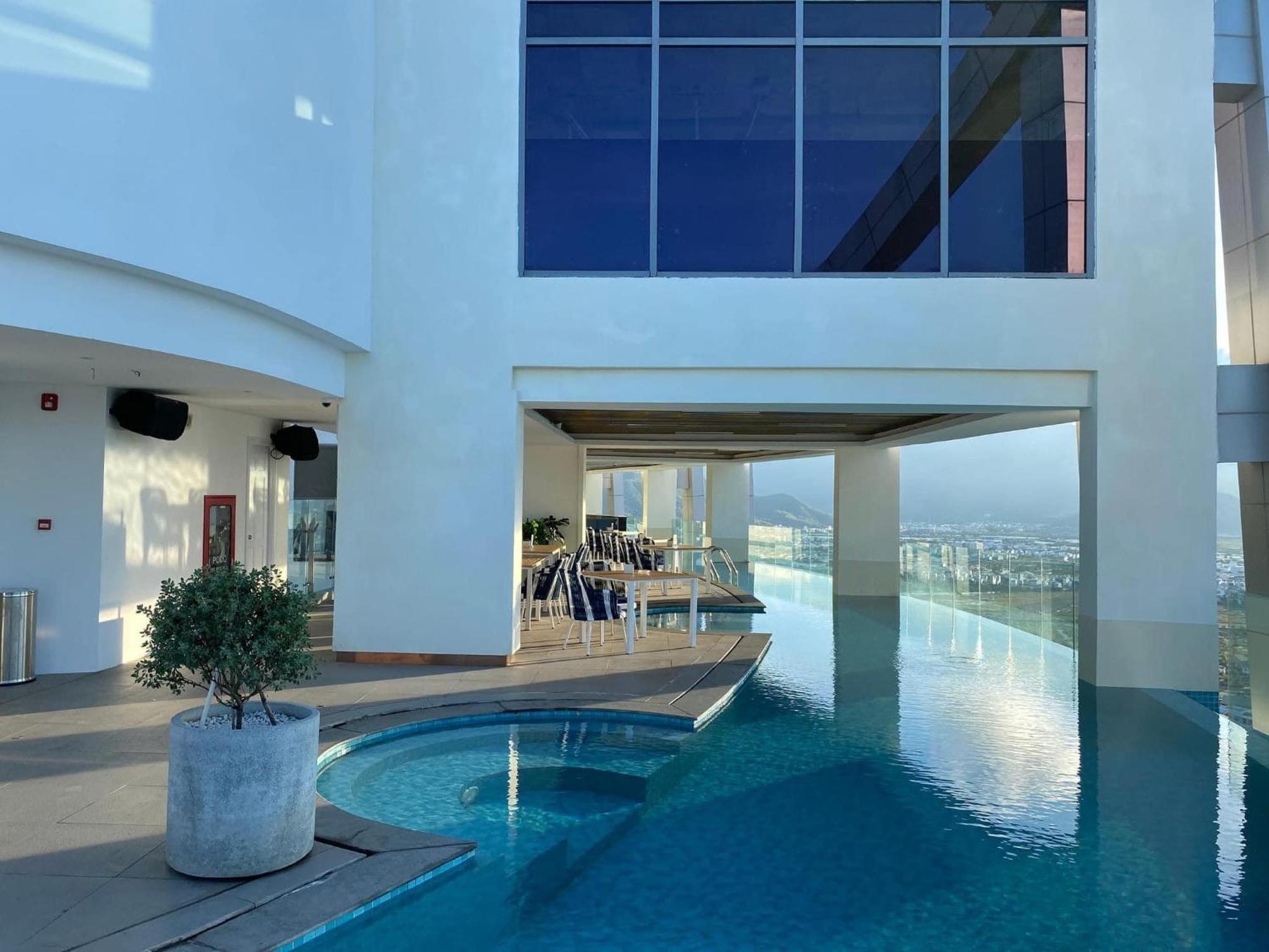 Panorama Luxury Beach Nha Trang Hotel Buitenkant foto